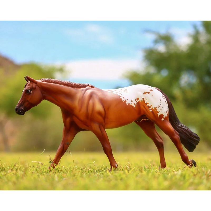 Breyer Traditional Series Chocolatey (Traditional | 1:9 scale | Ages 8+)