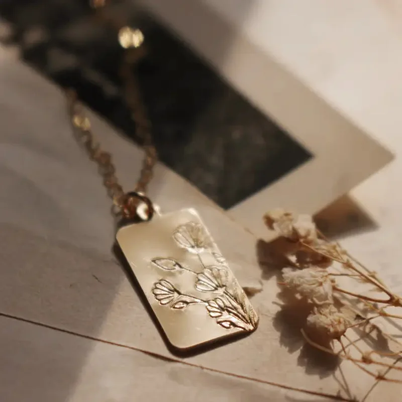 Dainty Wildflower Pendant Necklace