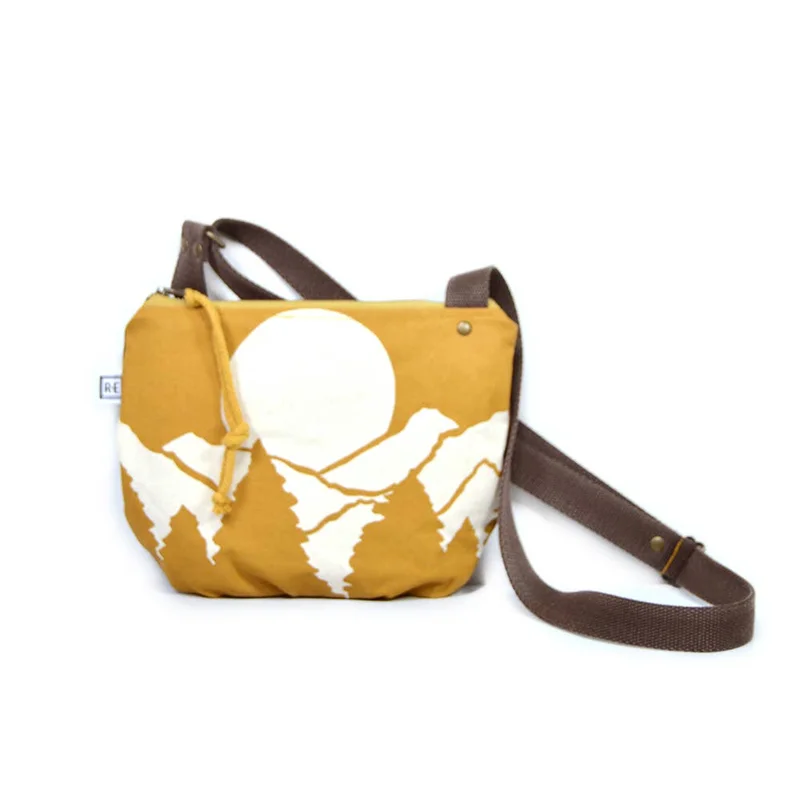 Date Purse – Vista // Mountain Print Purse – Mustard