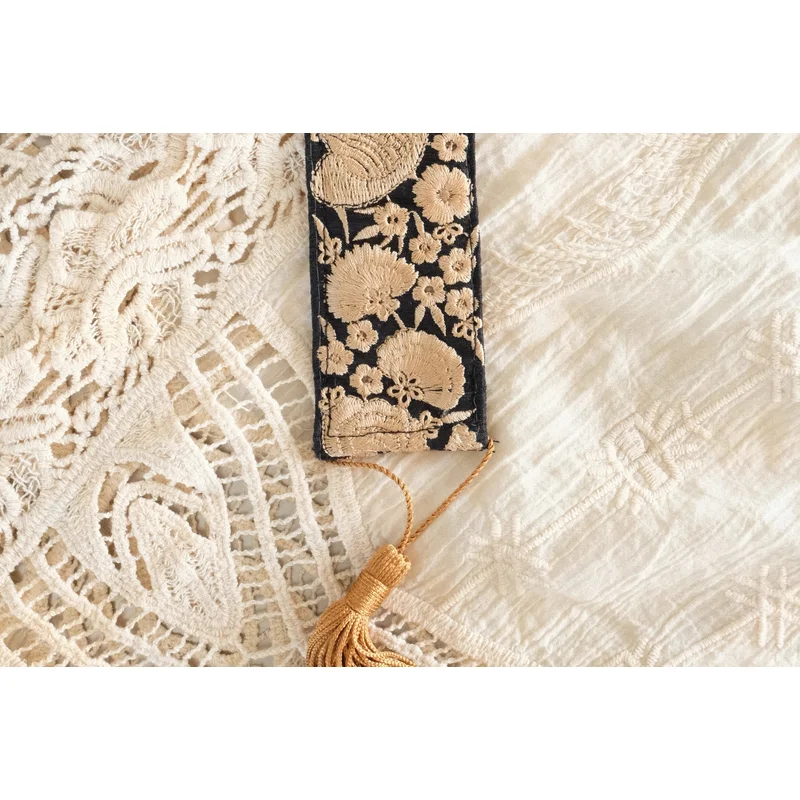 Hummingbird – Handmade Embroidered Bookmark
