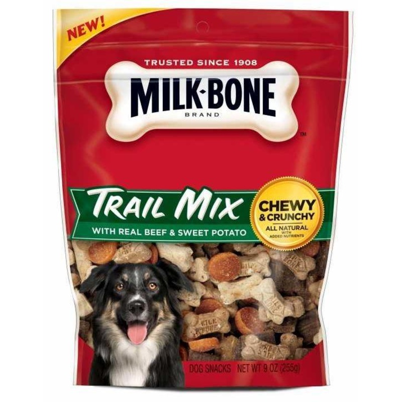 Milk-Bone Trail Mix With Real Beef & Sweet Potato Chewy and Crunchy Dog Treats
