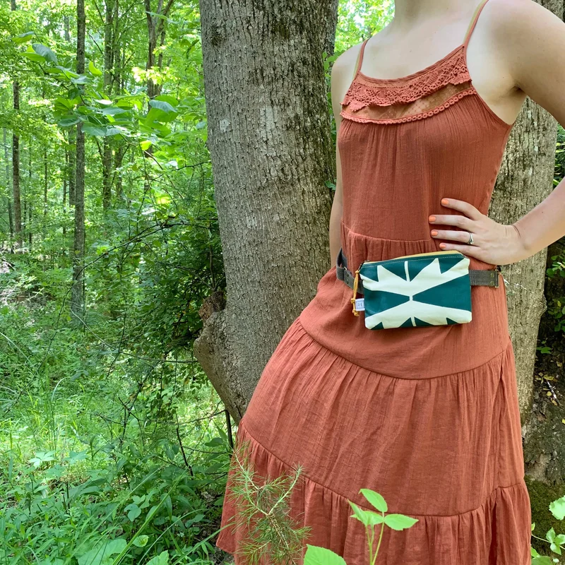 Mini Pack – Casita No. 2 // Geometric Fanny Pack – Peacock