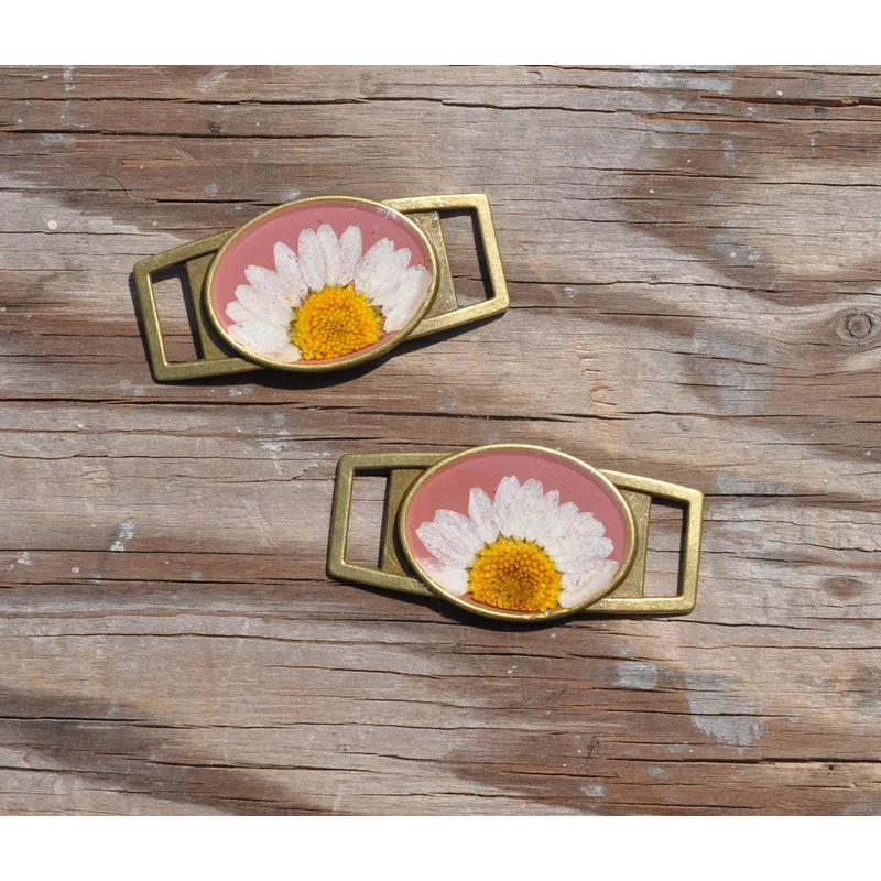 Pressed Flower Shoe Buckle, Daisy on Pink, Antique Bronze