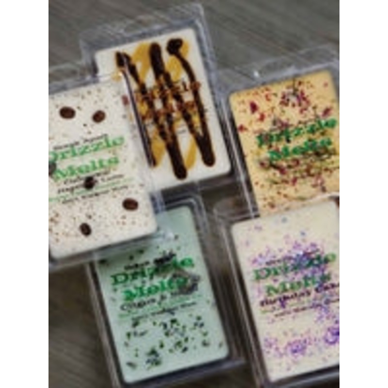 Swan Creek Candle Break-Apart Drizzle Melt Cinnamon Hazelnut White