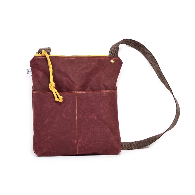 Weekdayer – Waxed Canvas // Vegan Crossbody Bag – Orchid