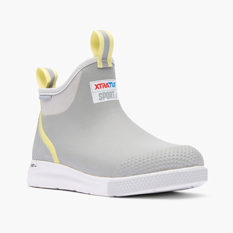 XtraTuf Women’s 6 In Ankle Deck Boot Sport Grey